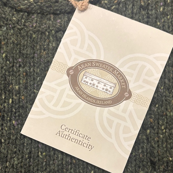 Men's Classic Olive Crewneck Sweater - Picture 3 of 7